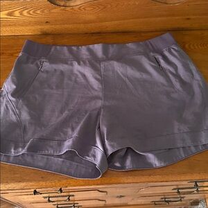 Woman’s super soft lavender active shorts! Size X-Large